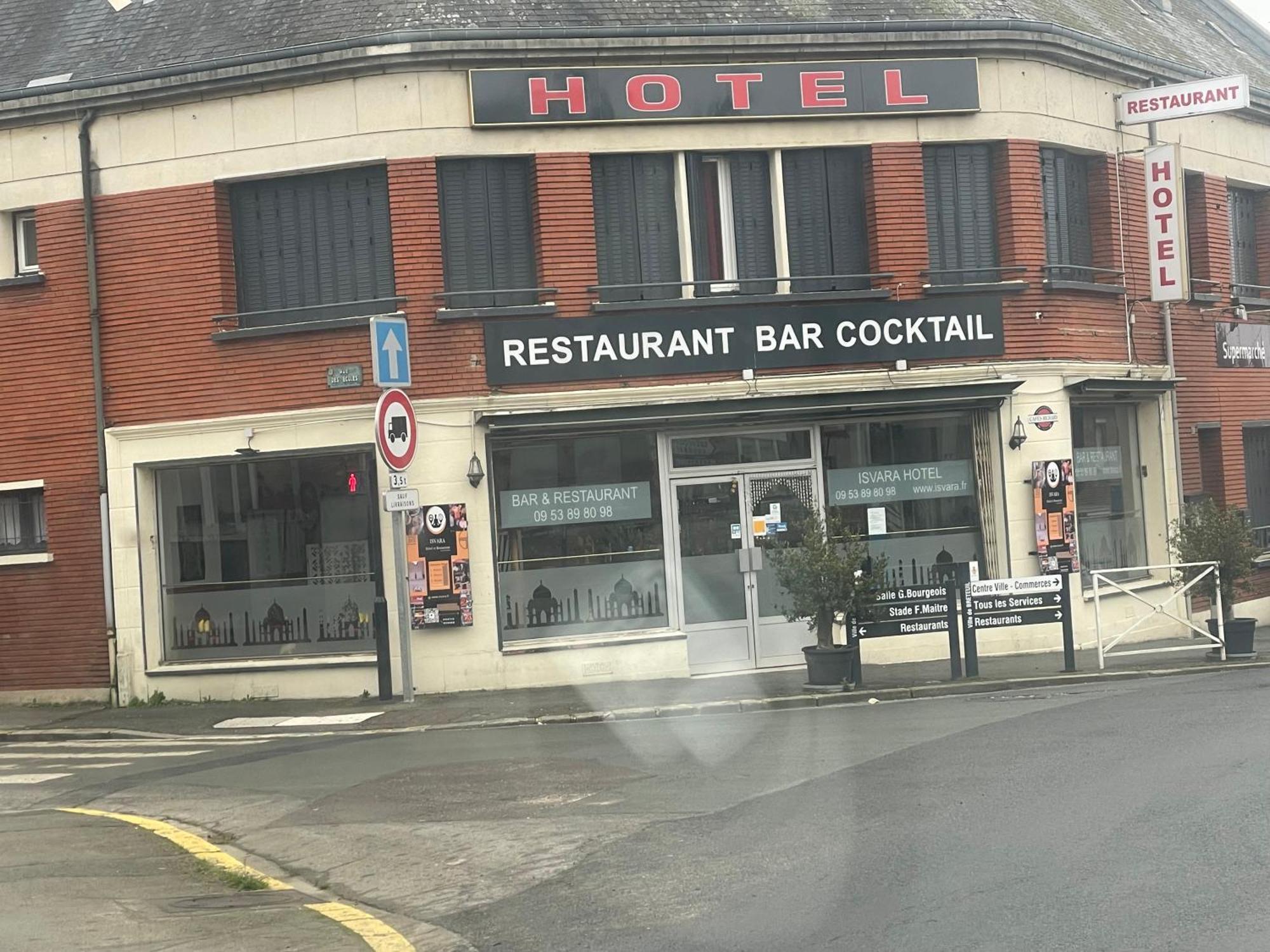 Hotel & Restaurant Isvara Breteuil Exterior photo